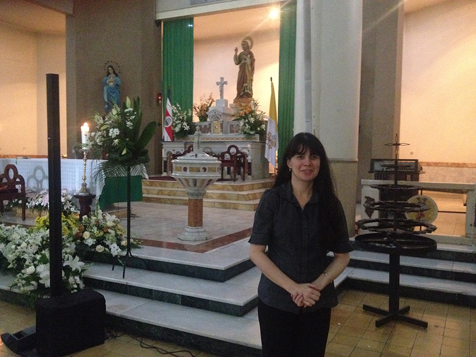 Canto de funerales Ministerio de Silvia Rodriguez